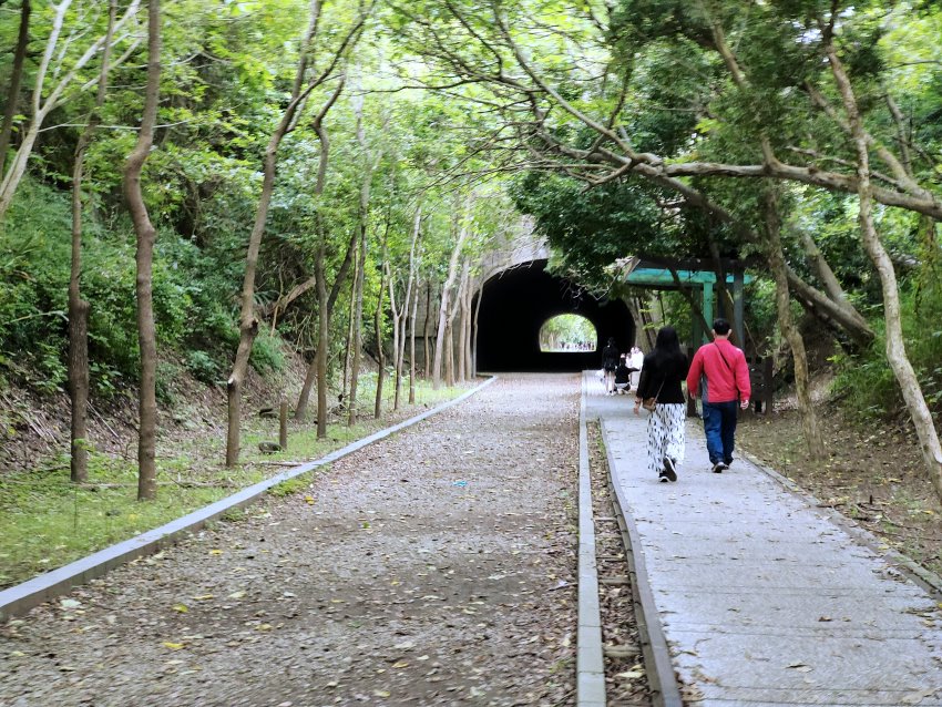 子母隧道