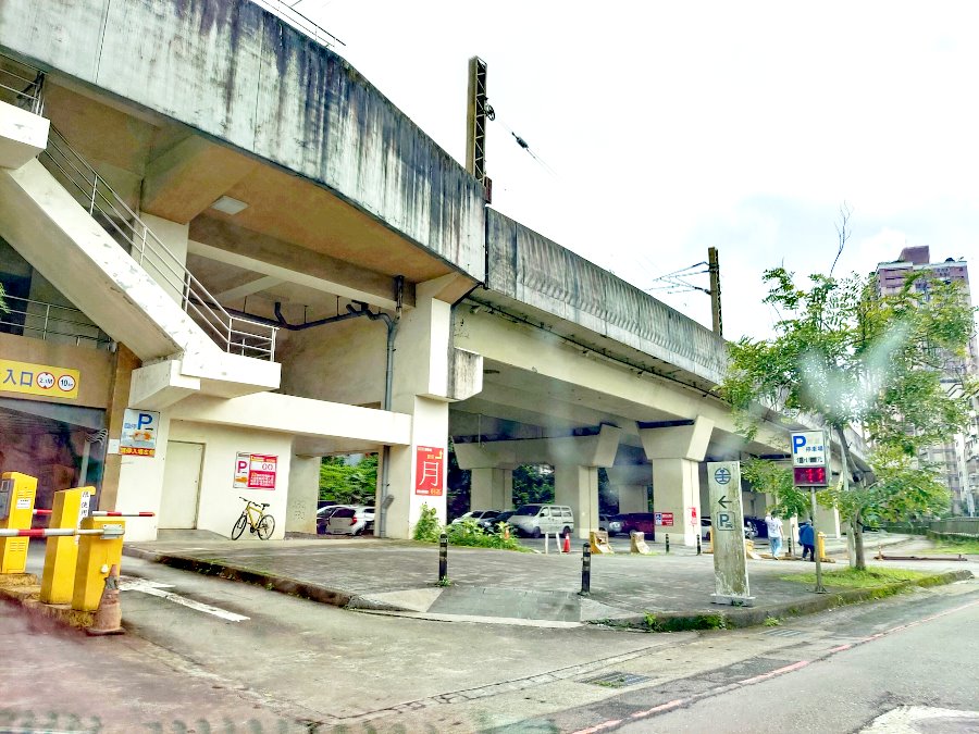 五堵台鐵舊隧道自行車道